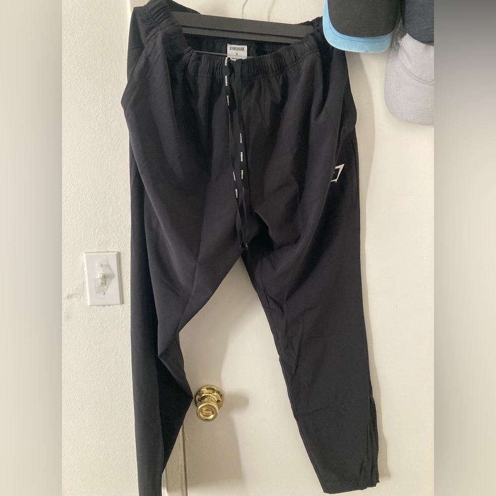 Gymshark Men’s pants NWOT